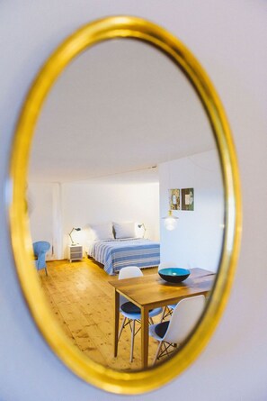 Wifi gratis y ropa de cama