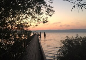 Unclassified image, 5 of 15, button