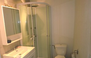 Dusche, Haartrockner, Toilettenpapier