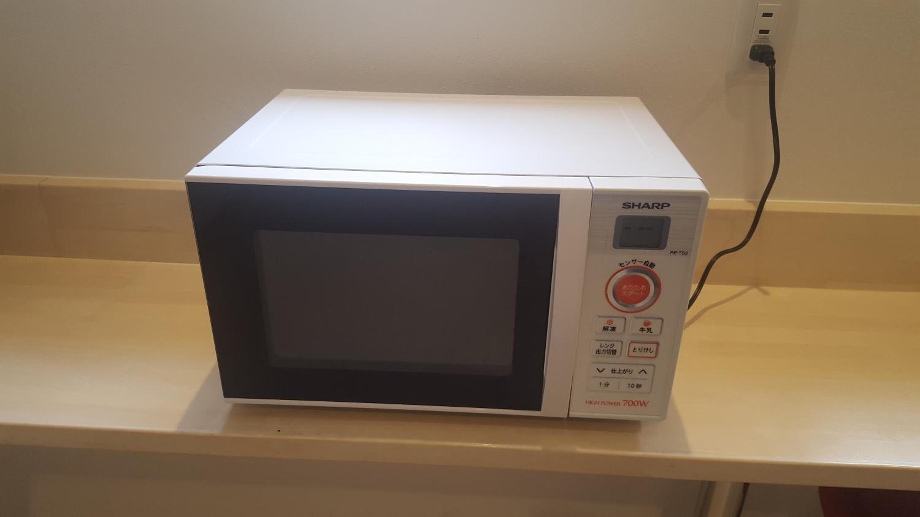 desk, laptop workspace, soundproofing, free wifi