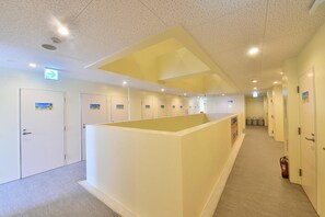 Interior - Chura Cabin Kokusai-Dori (Naha)