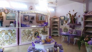 Interior detail - Hotel Vida en Rosas (Ezequiel Montes)
