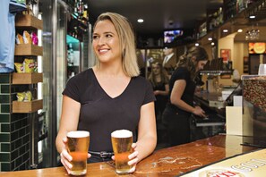 Bar (in der Unterkunft)