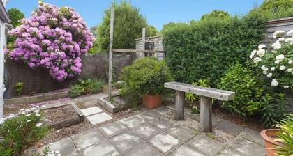 Christchurch city center cottage