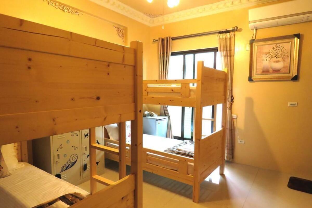 Blackout curtains, soundproofing, rollaway beds, free WiFi