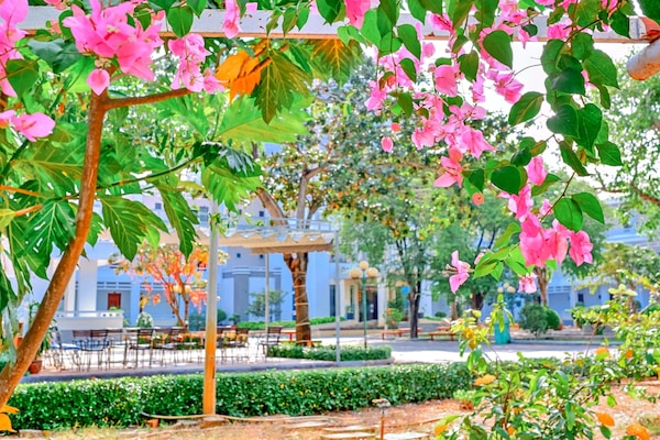Fachada de la propiedad