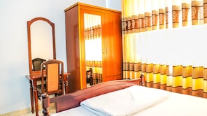 Deluxe Double Room | Desk, free WiFi