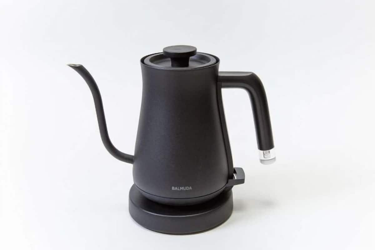 Kaffee und/oder Kaffeemaschine