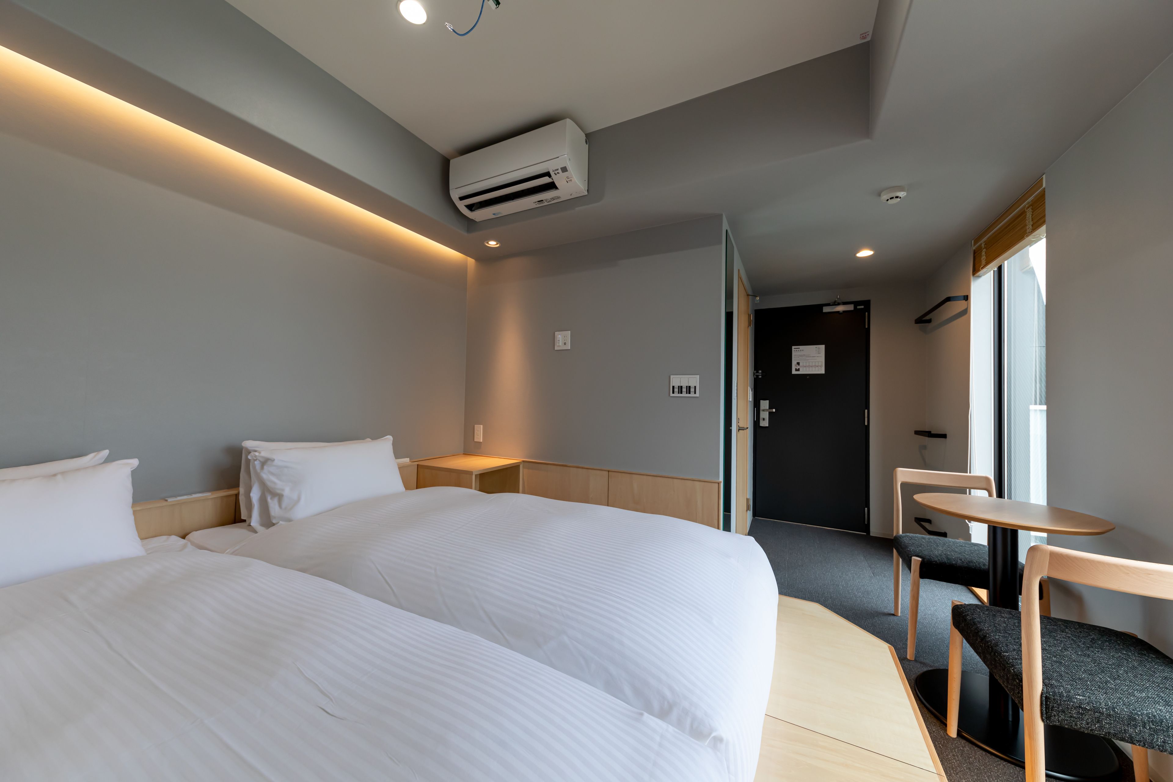 standard twin room, 2 single beds (moderate twin) | 1 bedroom, desk, free wifi, bed sheets