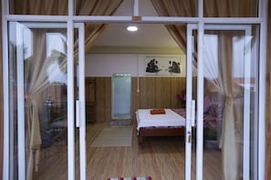 Free WiFi - Fish Island Bungalows (Kampot)