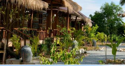 Fish Island Bungalows