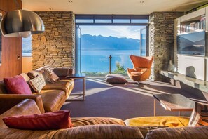 TV, fireplace, video games, stereo