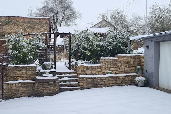 Winterimpression :
Sicht vom Hof Richtung Garten