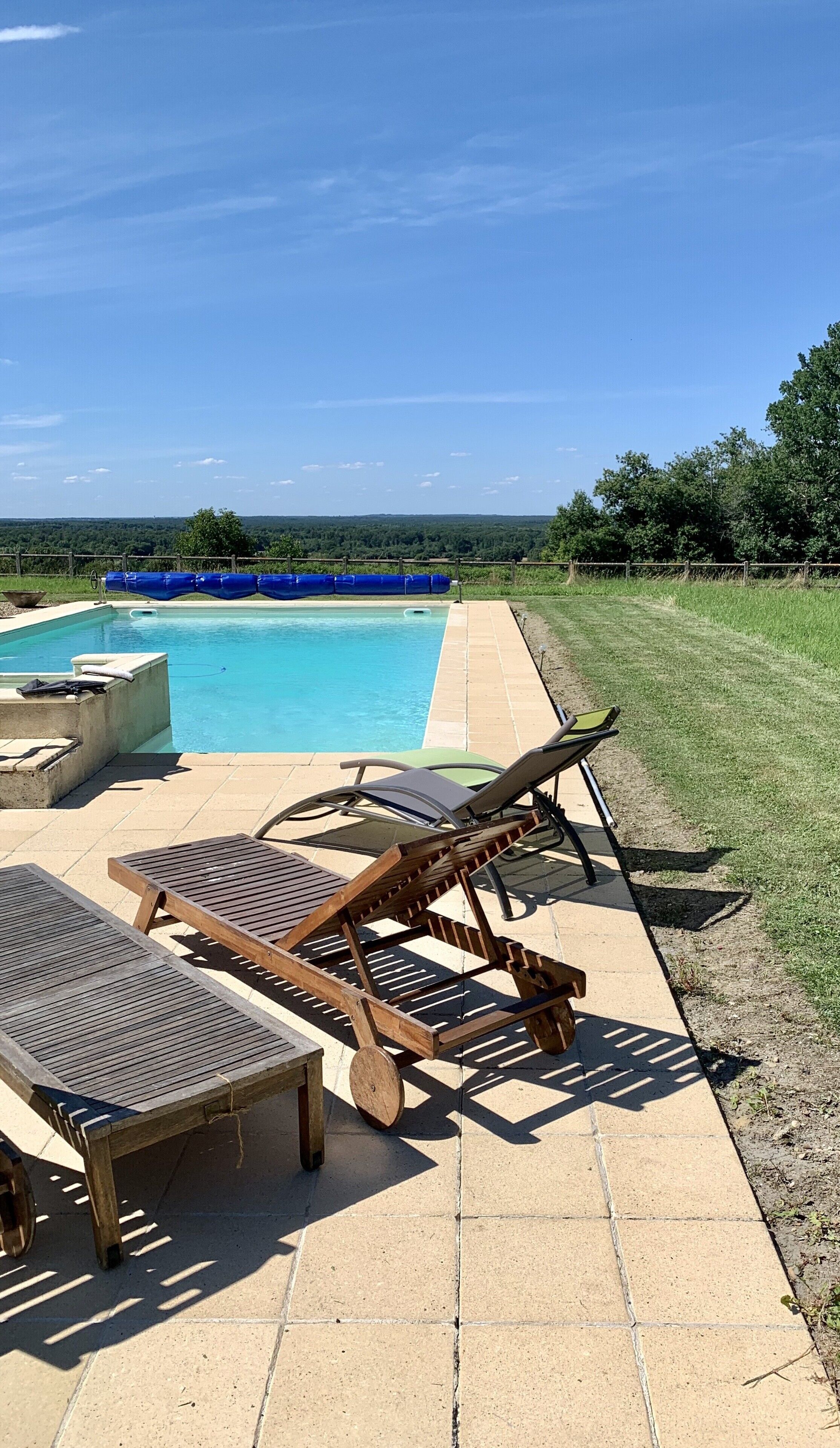 Pool with views 