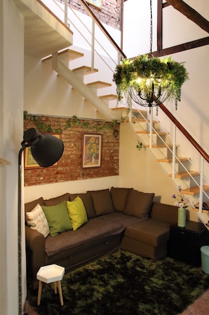 Double Room (Garden) | Desk, blackout drapes, soundproofing, free WiFi