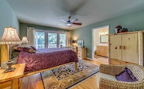4 bedrooms, in-room safe, free WiFi, bed sheets