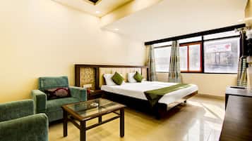 Standard Room | Desk, free WiFi, bed sheets