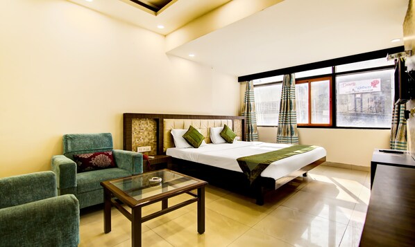 Standard Room | Desk, free WiFi, bed sheets