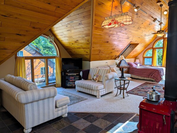 TV, DVD player, books, offices