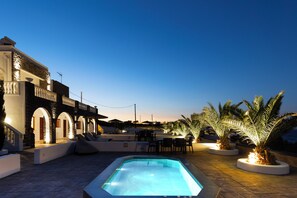 Exterior - Rhenea Resort (Santorini)