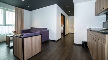 Coffres-forts dans les chambres, bureau, rideaux occultants