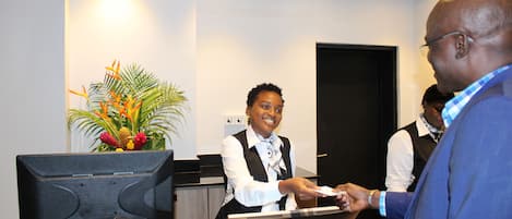 Check-in/check-out kiosk