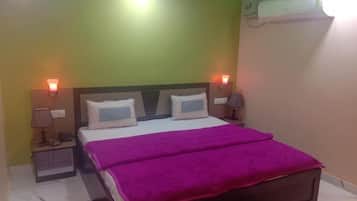 Standard Room | Rollaway beds, free WiFi, wheelchair access