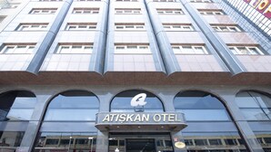 Uklassifisert bilde, 5 av 8, knapp