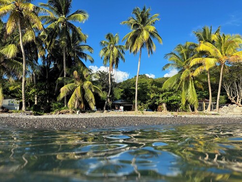 Villa am Wasser, Meerseite.