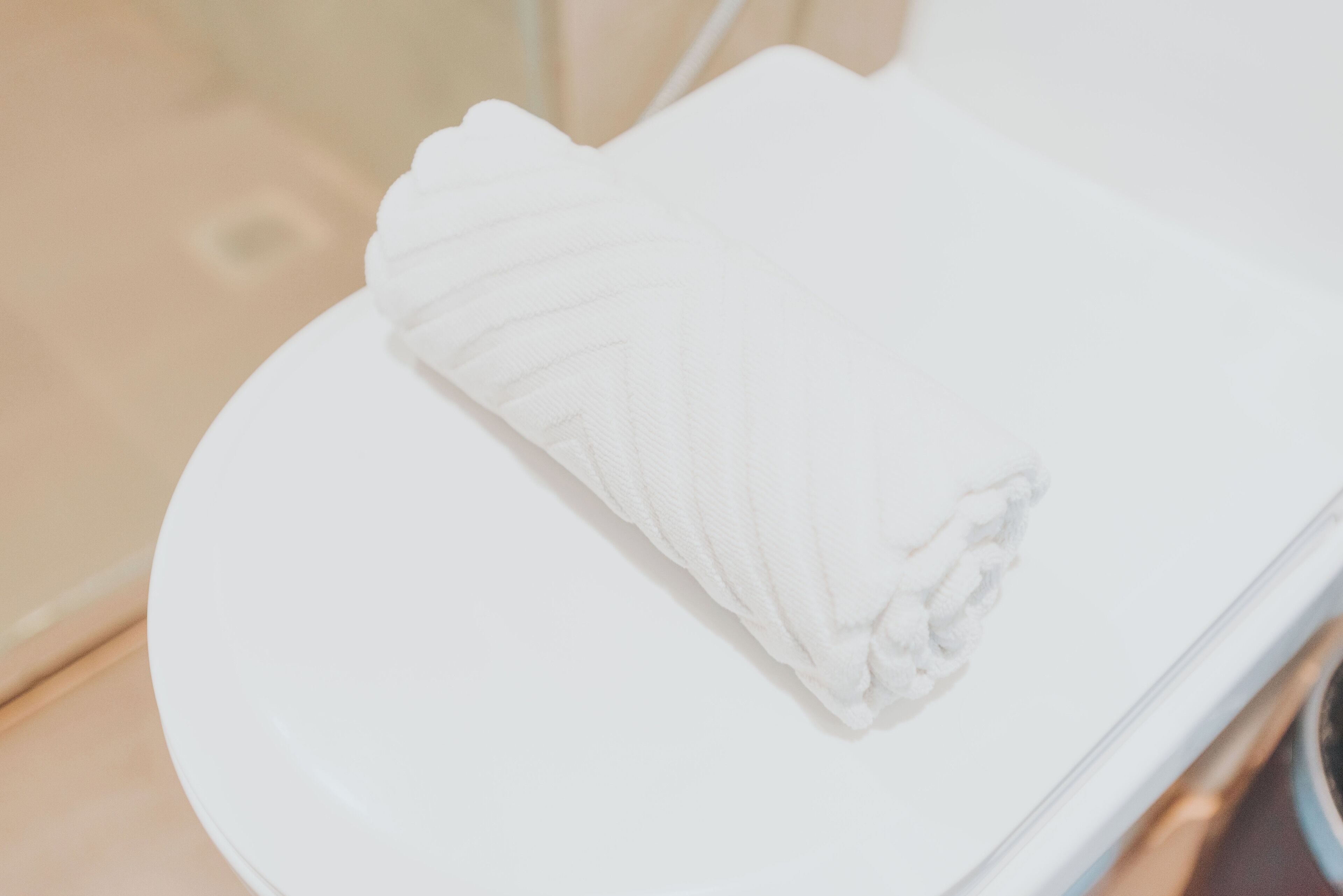 superior room, 1 queen bed, non smoking (shower only) | bathroom | shower, rainfall showerhead, free toiletries, hair dryer