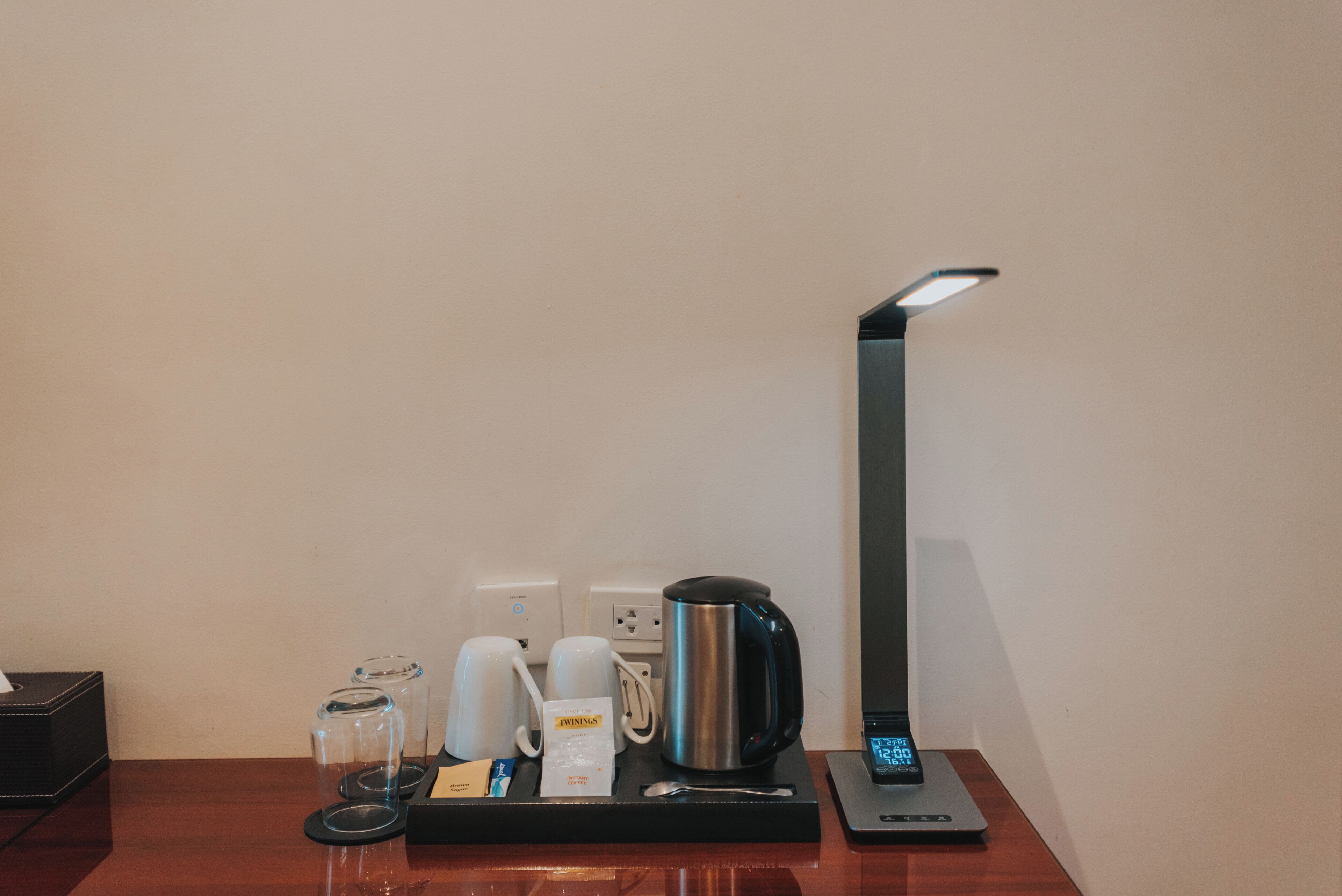 superior room, 1 queen bed, non smoking (shower only) | minibar