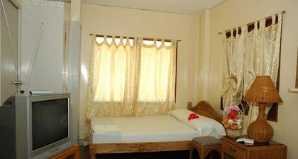 Masamayor's Beach House and Resort