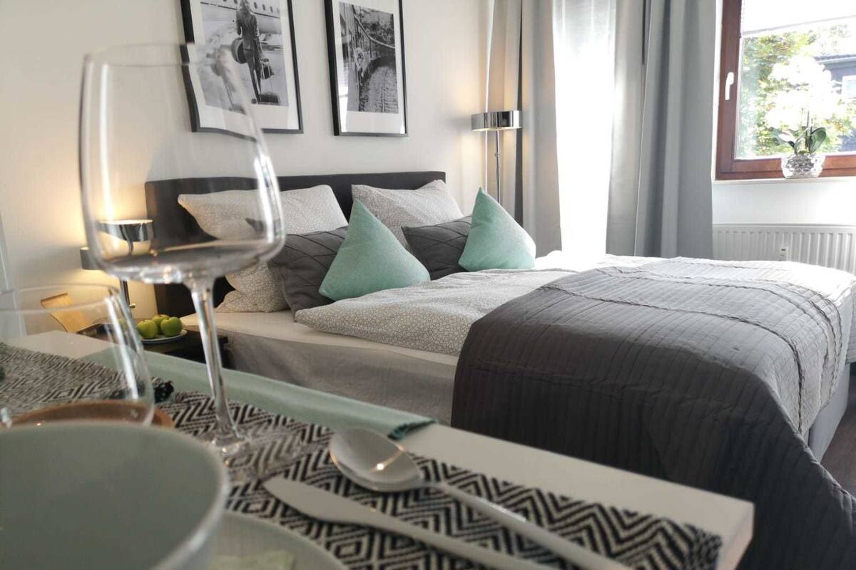 Appartement (1) | 1 chambre, coffre-fort, bureau