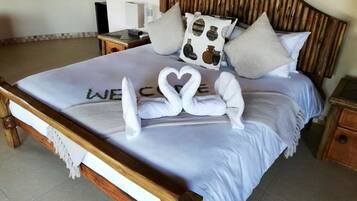 In-room safe, desk, laptop workspace, rollaway beds