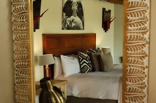 Deluxe Villa | In-room safe, desk, laptop workspace, free WiFi