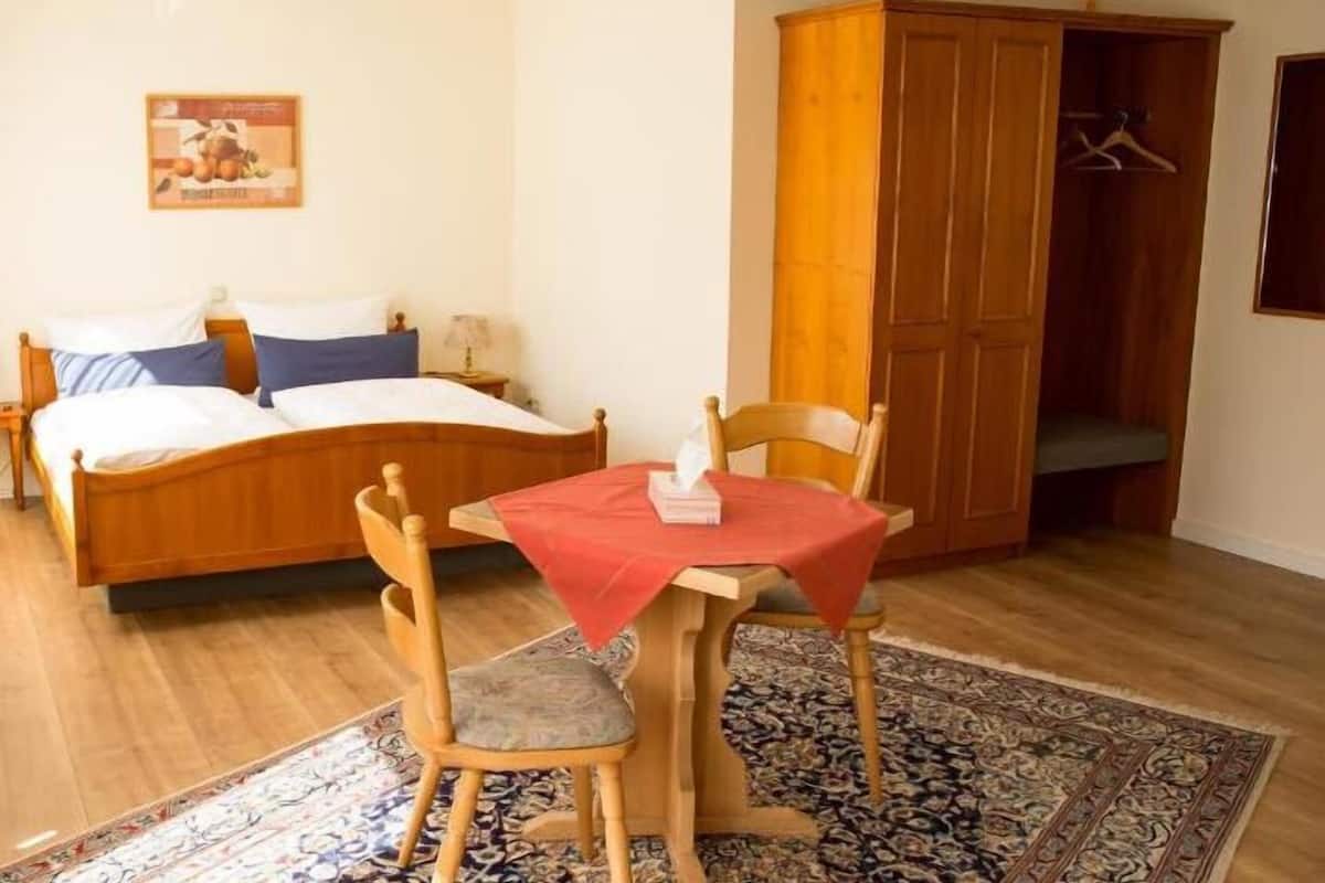 Double Room | Cribs (free), rollaway beds (surcharge), WiFi (free), bed sheets