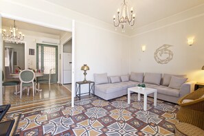 Téléviseur, livres