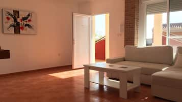 Family House, 3 Bedrooms, Terrace | Living area
