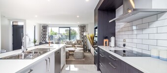 Restful in Riccarton - Christchurch