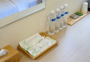 標準四人房 | 客房設施服務