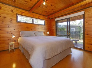 2 sovrum, strykjärn/strykbräda, wi-fi och sängkläder