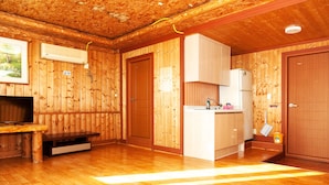 ห้องพัก (2F Moon B) | ครัวขนาดเล็กส่วนตัว