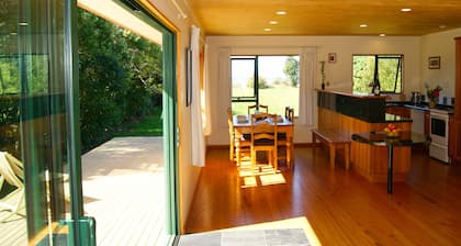 Tomatea Rua - Golden Bay Bach (Pakawau Beach)