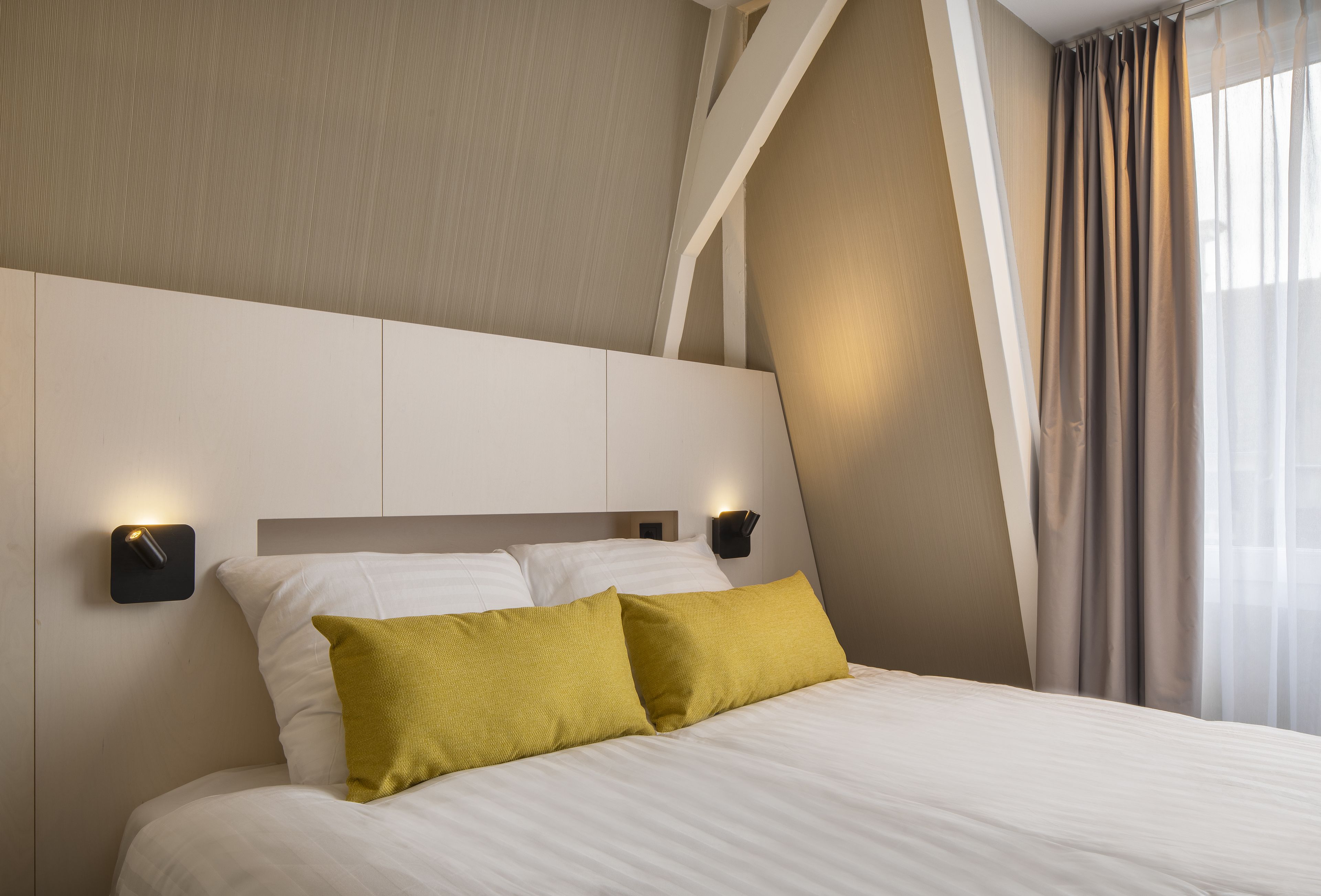 basic double room | in-room safe, blackout curtains, free wifi, bed sheets