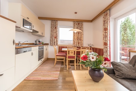 Deluxe Family Apartment | Cocina privada