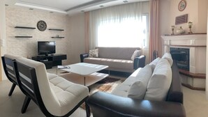Luxury Villa | Living area - Villa with Pool&Jacuzzi by the Sea (12) (Cesme)