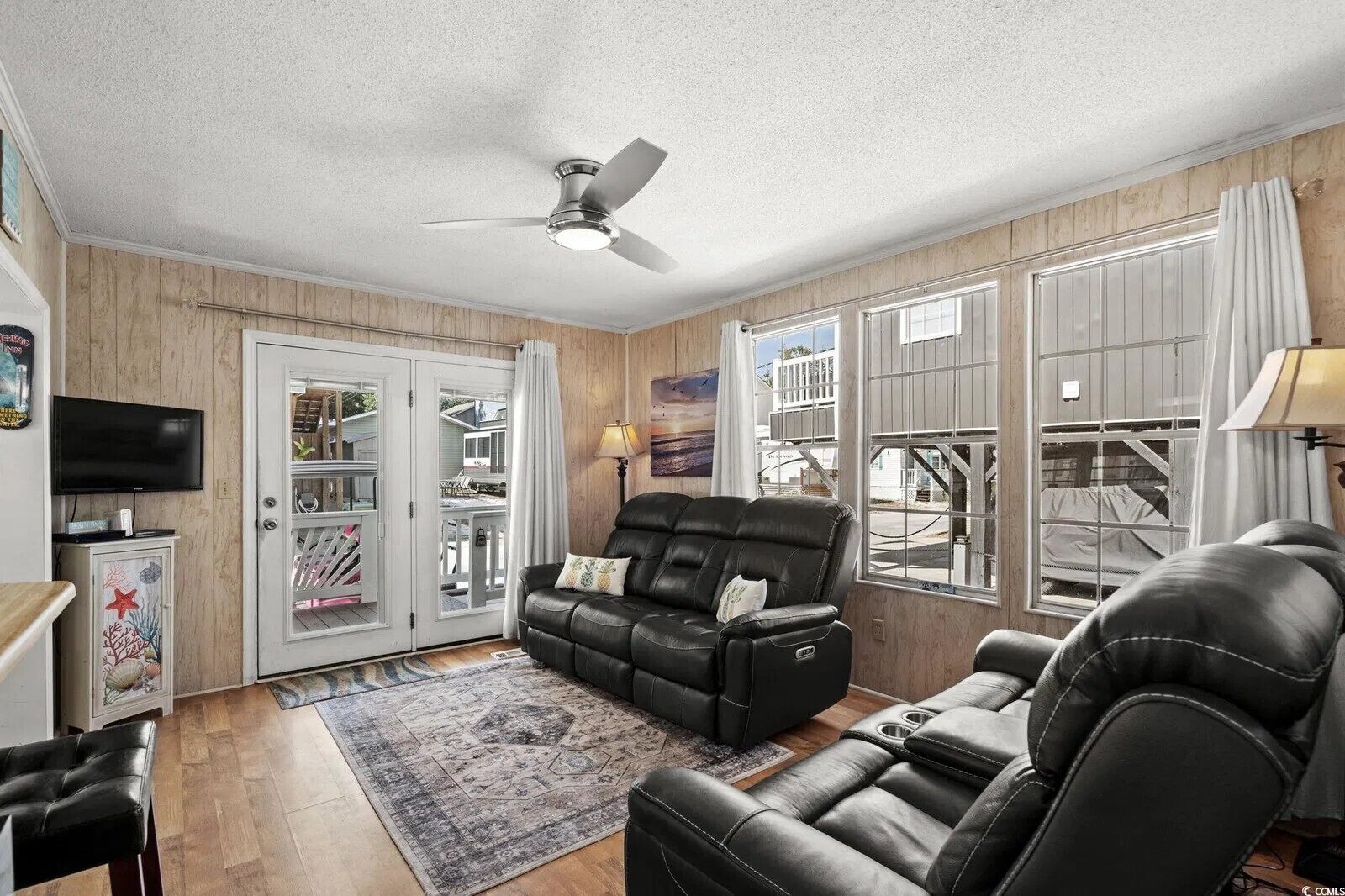 智能电视、电子游戏、乒乓球、书