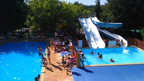 Alberca al aire libre por temporada 