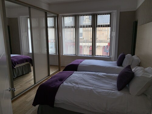 Village Tavern Apartment