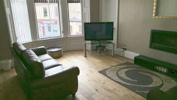 Appartement, salle de bains attenante | Intérieur